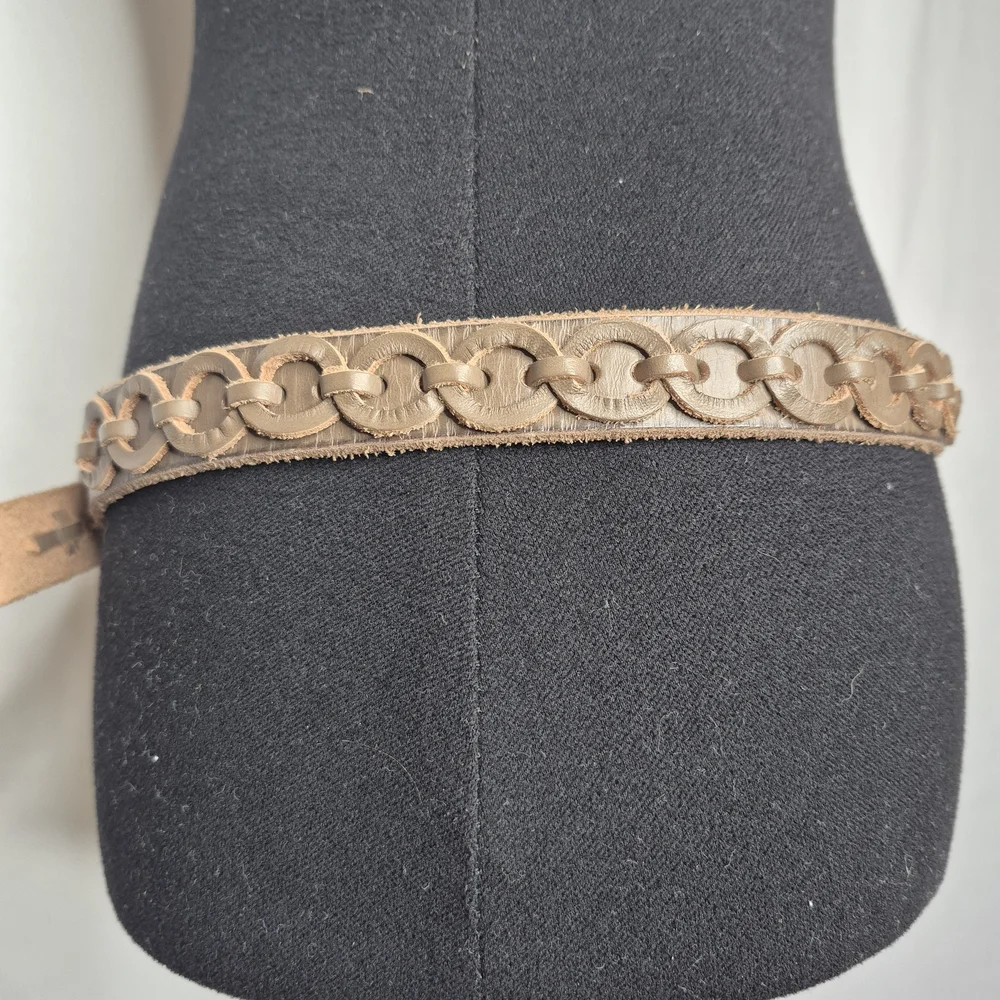 Amsterdam Heritage "Anisa" Skinny Leather Belt - Size S - Picture 14 of 16